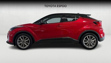 Toyota C-HR vaihtoauto