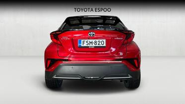 Toyota C-HR vaihtoauto