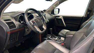 Toyota Land Cruiser vaihtoauto