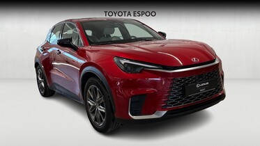 Lexus LBX vaihtoauto