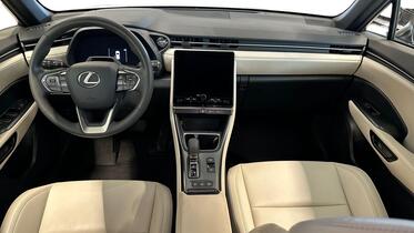 Lexus LBX vaihtoauto