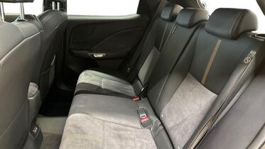 Lexus LBX vaihtoauto