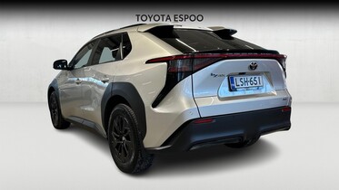 Toyota bZ4X vaihtoauto