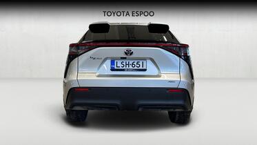 Toyota bZ4X vaihtoauto
