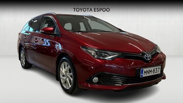 Toyota Auris vaihtoauto