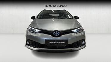 Toyota Auris vaihtoauto