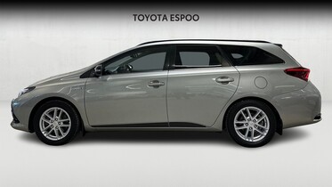 Toyota Auris vaihtoauto