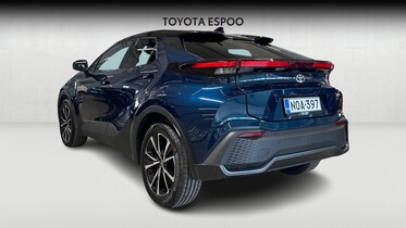Toyota C-HR vaihtoauto