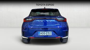Lexus LBX vaihtoauto