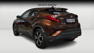 Toyota C-HR vaihtoauto