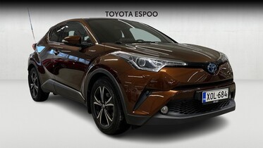 Toyota C-HR vaihtoauto