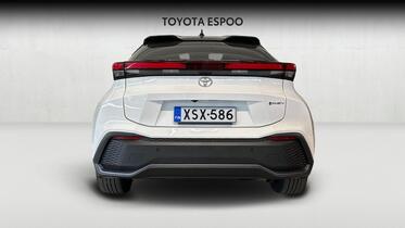 Toyota C-HR vaihtoauto