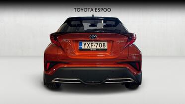 Toyota C-HR vaihtoauto