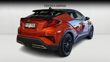 Toyota C-HR vaihtoauto