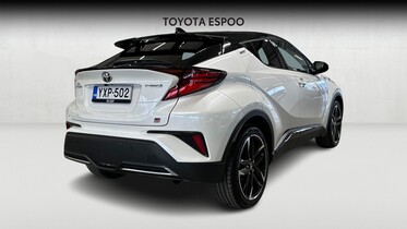 Toyota C-HR vaihtoauto