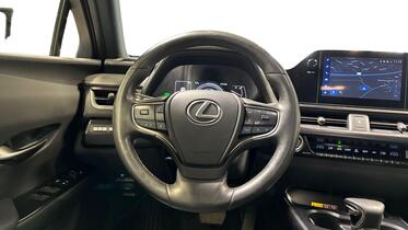 Lexus UX vaihtoauto