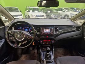 Kia Carens vaihtoauto