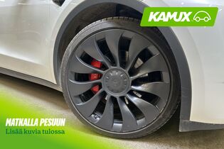 Tesla Model Y vaihtoauto