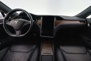 Tesla Model S vaihtoauto