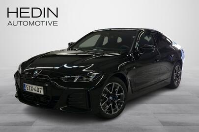 vaihtoauto BMW i4