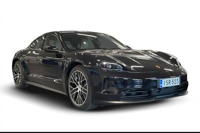 vaihtoauto Porsche Taycan