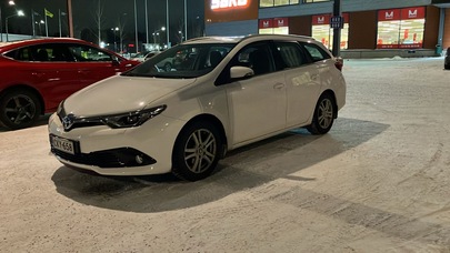 Toyota Auris vaihtoauto