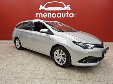 Toyota Auris vaihtoauto