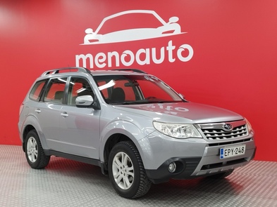 Subaru Forester vaihtoauto