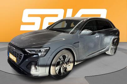 Audi Q8 e-tron vaihtoauto