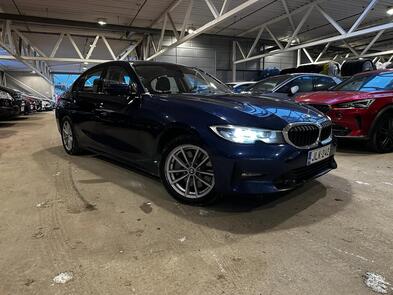 BMW 330 vaihtoauto