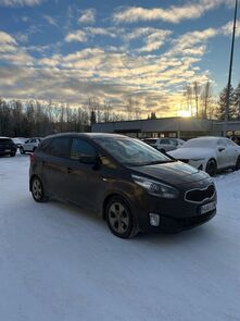 Kia Carens vaihtoauto
