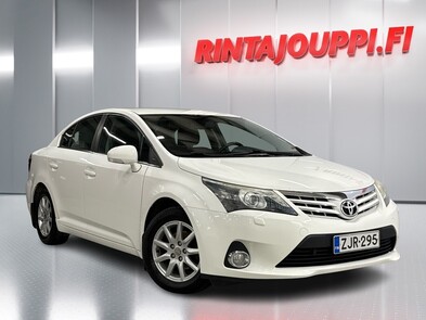 Toyota Avensis vaihtoauto