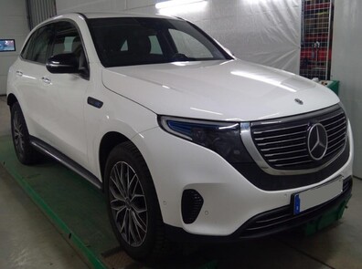 Mercedes-Benz EQC vaihtoauto