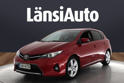 Toyota Auris vaihtoauto