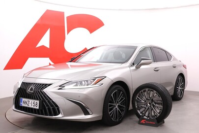 Lexus ES vaihtoauto