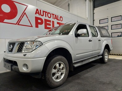 Nissan Navara vaihtoauto