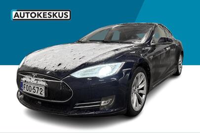 Tesla Model S vaihtoauto