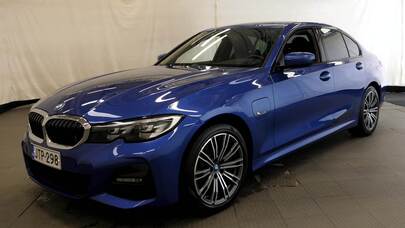 BMW 320 vaihtoauto