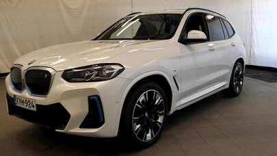 BMW iX3 vaihtoauto