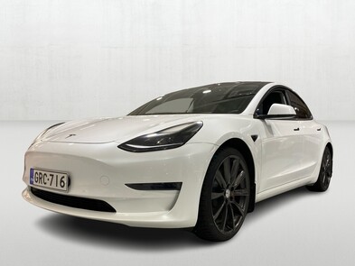 Tesla Model 3 vaihtoauto