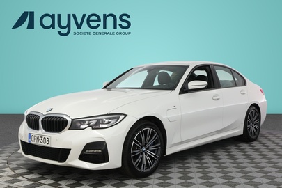 BMW 330 vaihtoauto