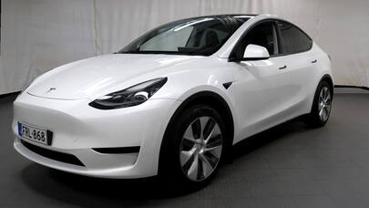 Tesla Model Y vaihtoauto