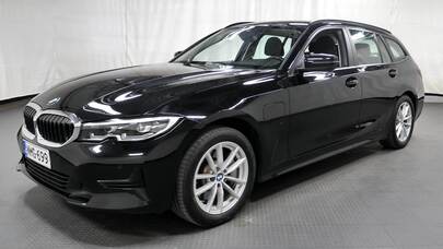 BMW 330 vaihtoauto