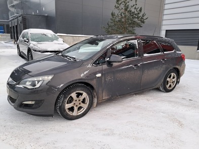 Opel Astra vaihtoauto