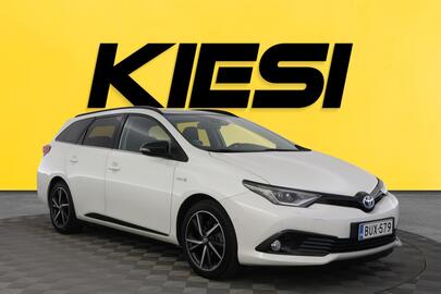 Toyota Auris vaihtoauto