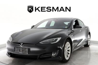 Tesla Model S vaihtoauto