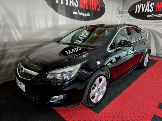 Opel Astra vaihtoauto