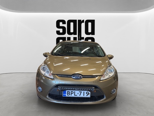 Ford Fiesta vaihtoauto