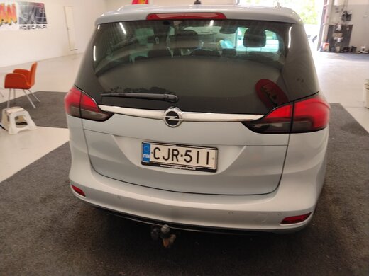 Opel Zafira Tourer vaihtoauto