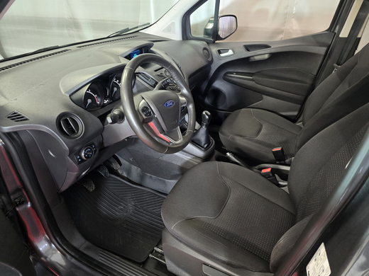 Ford Transit Courier vaihtoauto